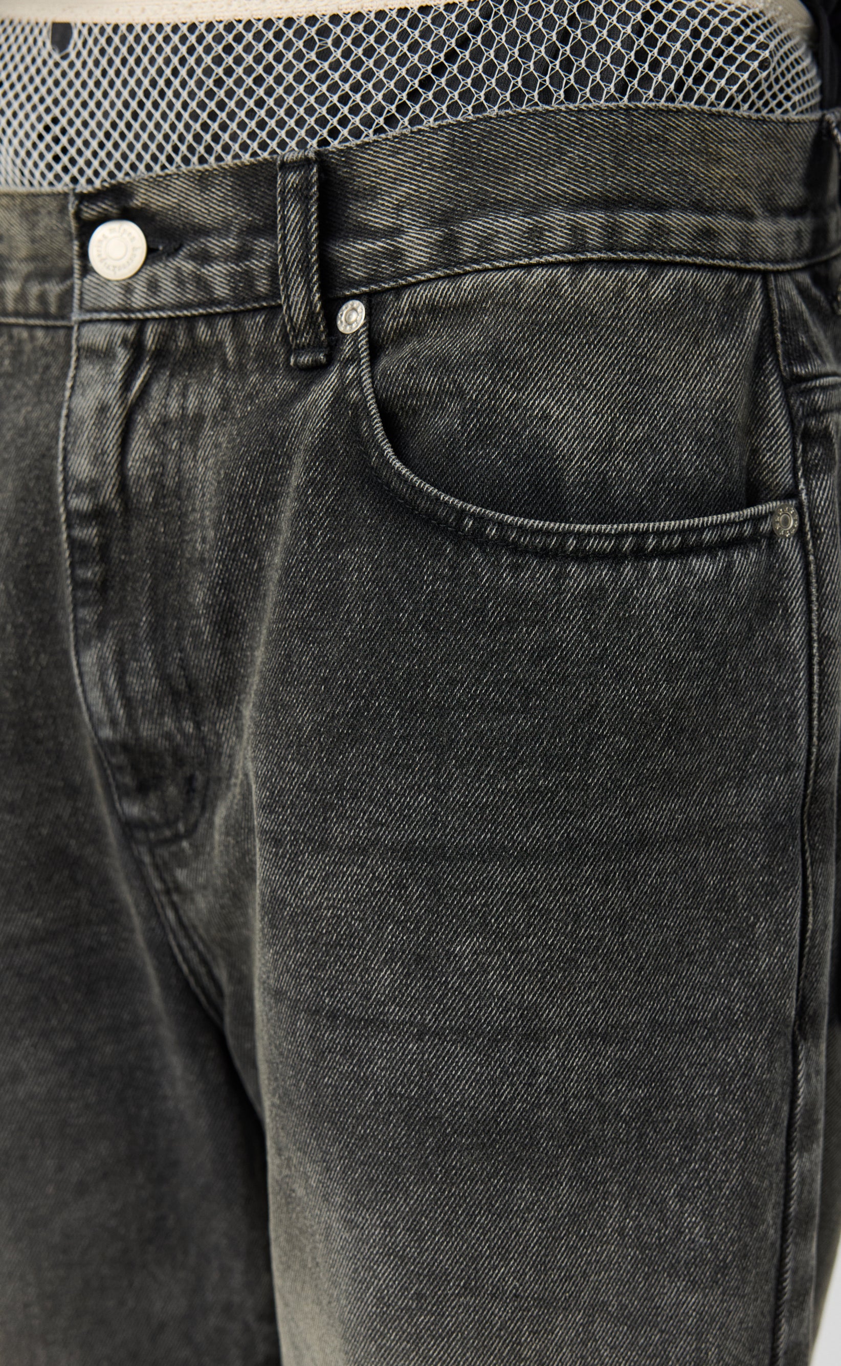 Straight Cut Capri Jeans - Stonewashed Black - Image 5